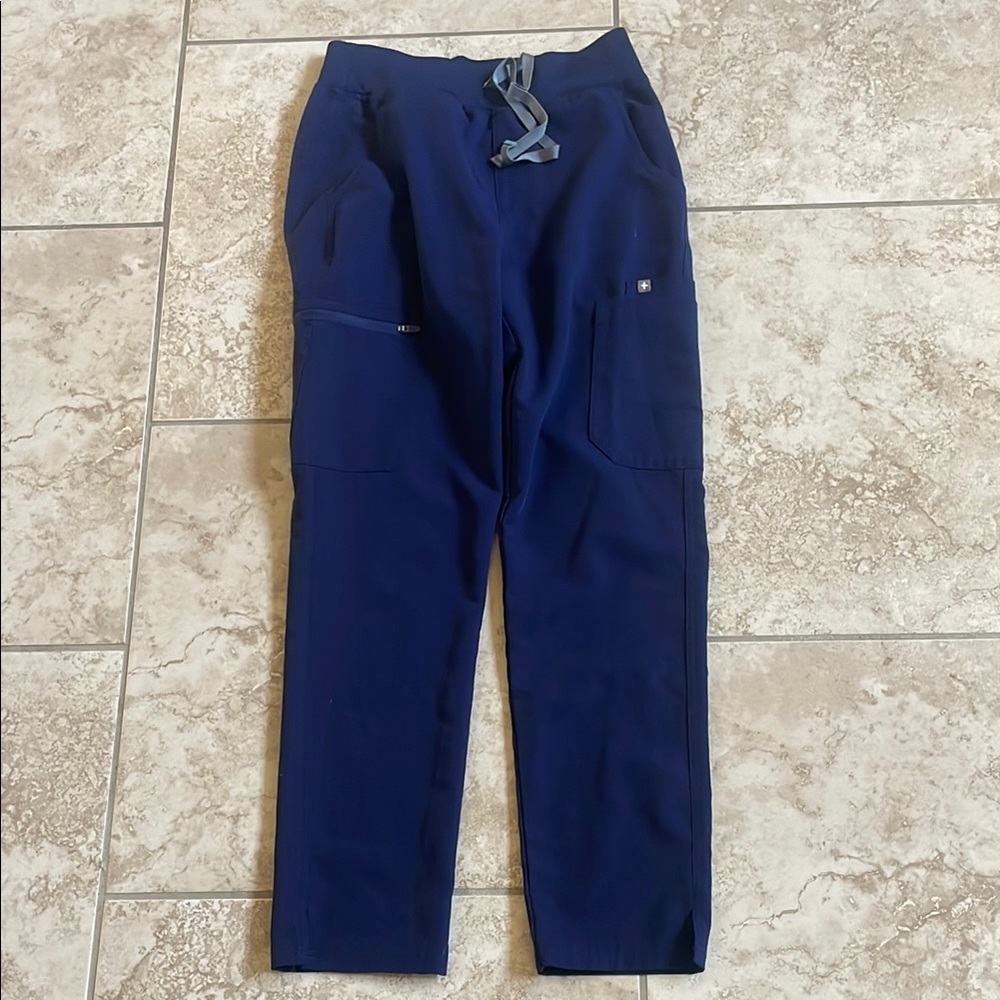 FIGS technical collection blue scrub bottoms size small
